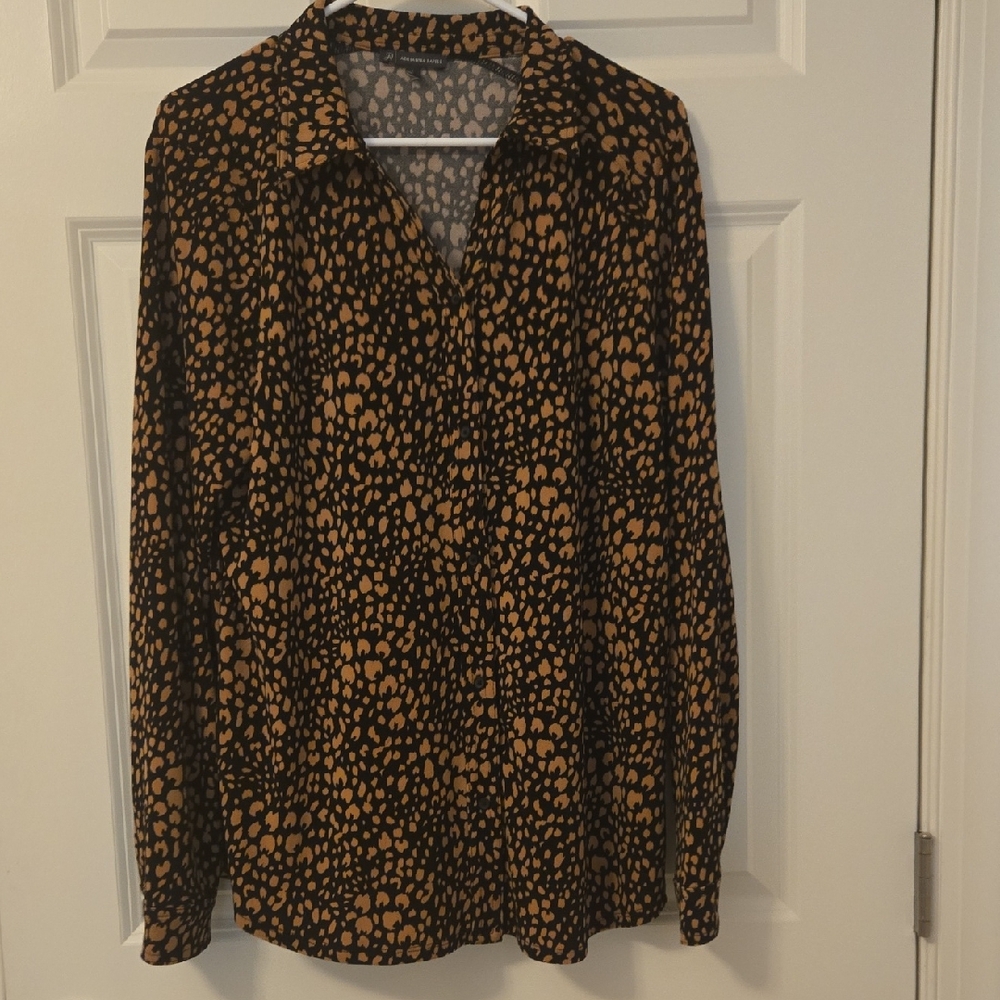 Adrianna Papell Black and Tan Leopard Print Blouse